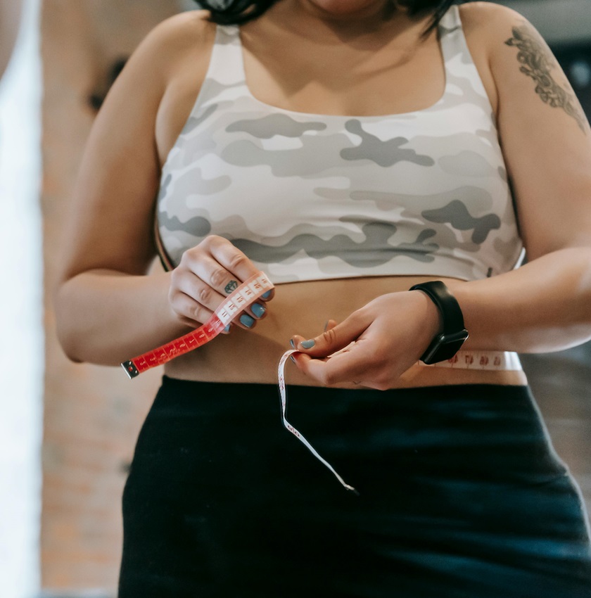 woman measuring waist Oxnard Ventura County