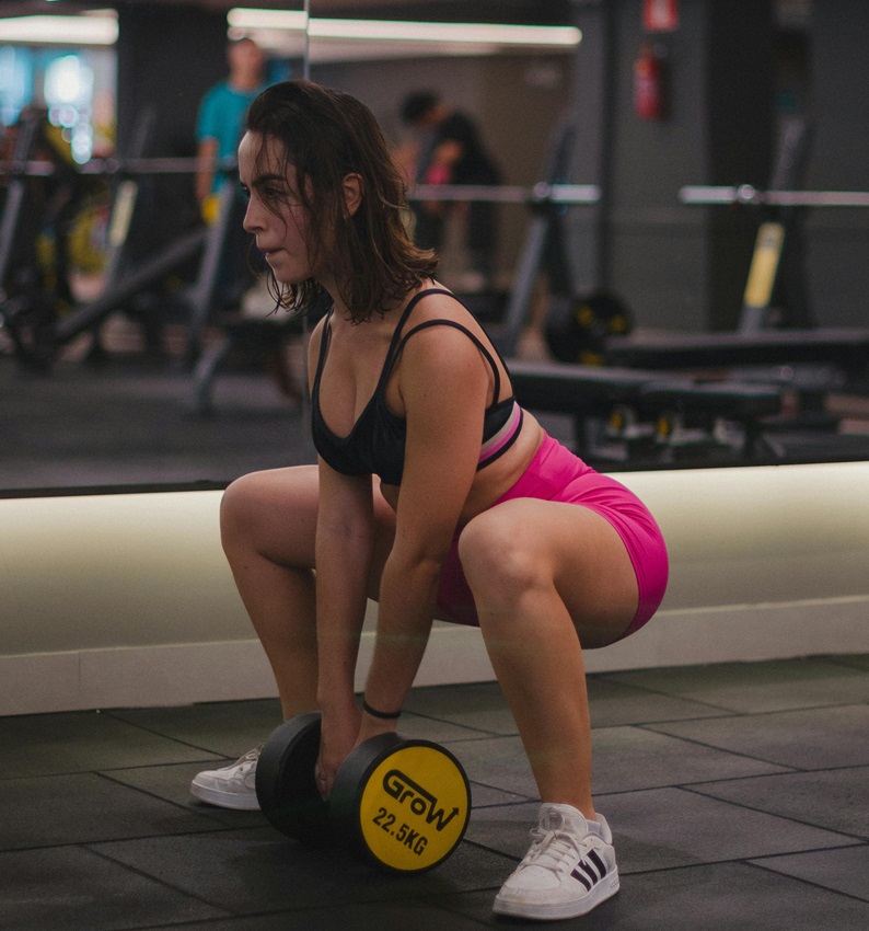 woman weightlifting workout Oxnard Ventura County
